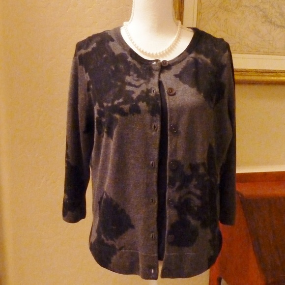 Cardigan Italian Merino Wool Gray Black EUC - Picture 5 of 7